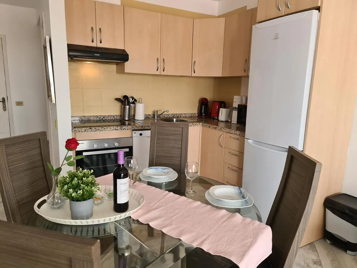 Duplex Penthouse Apartment Puerto Colon Only 5 Min. To The Beach, 2 Terraces, Pool, Wifi, Dishwasher Costa Adeje  0*, Costa Adeje (Tenerife)